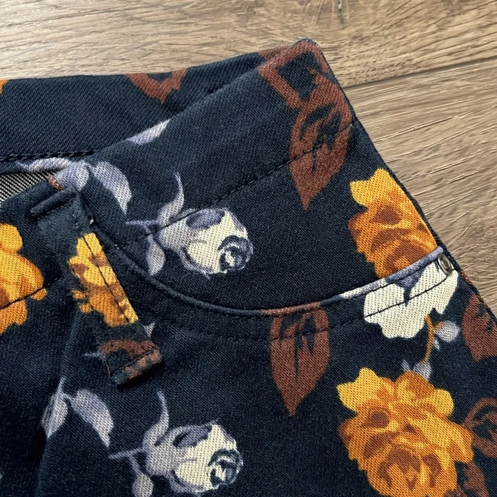 Faded Glory Women’s Navy Blue Floral Print Pull On  Stretchy Pants Size M‎
